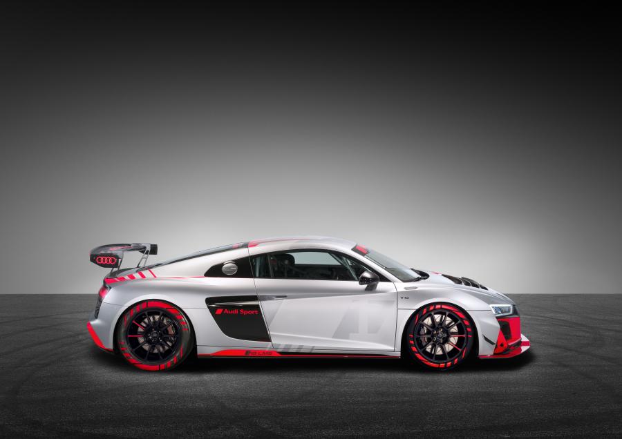  Audi R8 LMS GT4 2019 года  (фото 9 из 37)